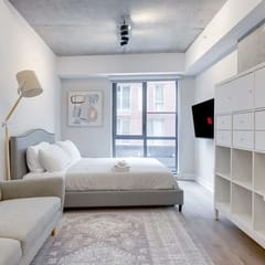 Modern Studio in the Old Port of MTL -4B