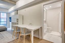 Modern Studio in the Old Port of MTL -2B