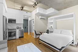 Modern Studio in the Old Port of MTL  -2J