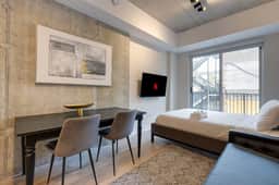 Modern Studio in the Old Port of MTL -2M