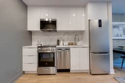 Modern Studio in the Old Port of MTL -2M