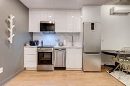 Modern Studio in the Old Port of MTL - 1F