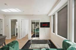 Chic & Modern 2BR w/AC in the Heart of MTL- 57
