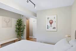 Heritage Mansion 1BR unit in heart of MTL