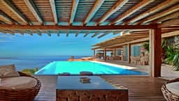 M11 - Seaview Villa - Luxury Villa with pools & views!