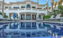 M11 | Costa Dorada 5-bedroom luxury retreat
