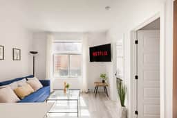 M11 | Le Mile End: 2BR + sofa bed - 3E