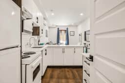M11 | Le Mile End: Studio - 2C