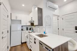 M11 | Le Mile End: Studio - 3B
