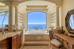 M11 | Luxury 4-bedroom Villa in Los Cabos*
