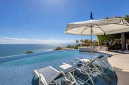 M11 | Luxury 6BR Oceanview Villa w/ Pool