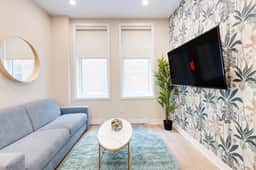 M11 | Mount-Royal Suites: 1BR + sofa bed - 26
