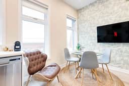 M11 | Mount-Royal Suites: 2BR + sofa bed - 33