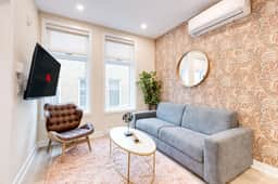 M11 | Mount-Royal Suites: 2BR + sofa bed - 39