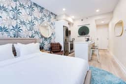 M11 | Mount-Royal Suites: Studio - 38