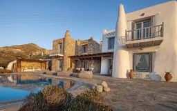 M11 | Villa of the *Gods* - Paradise with a view