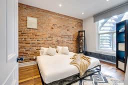 Mile End Luxury Retreat- Large 3BR+office
