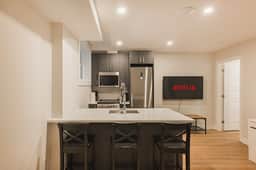 Renovated Comfy 3BDR in Downtown Montreal
