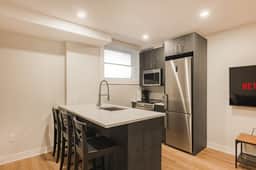Renovated Comfy 3BDR in Downtown Montreal