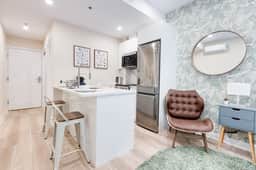 Studio | Mont Royal Suites