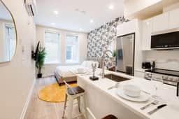 Studio | Mont Royal Suites
