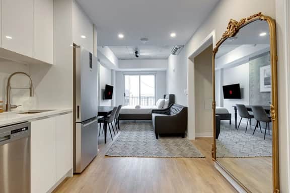 Modern Studio in the Old Port of MTL -2M