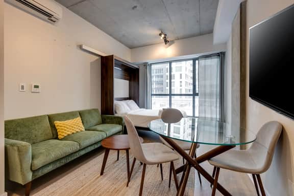 Modern Studio in the Old Port of MTL -7B