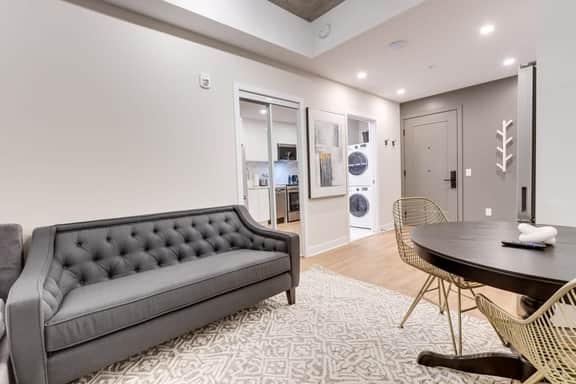 Modern Studio in the Old Port of MTL - 1F