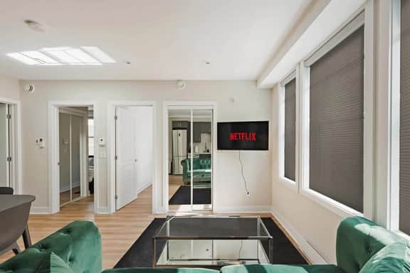 Chic & Modern 2BR w/AC in the Heart of MTL- 57