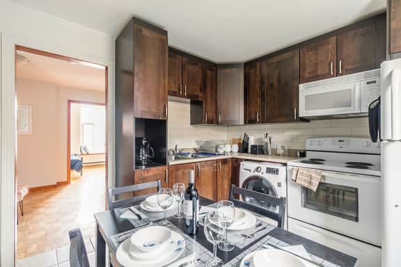 Cozy 3BR- Private Rooftop Terrace + King Beds & AC - Image 5