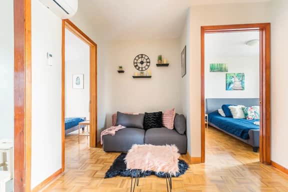 Cozy 3BR- Private Rooftop Terrace + King Beds & AC - Image 4