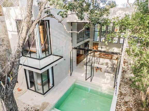 M11 Casa Leto - Luxury Villa in Gated Community