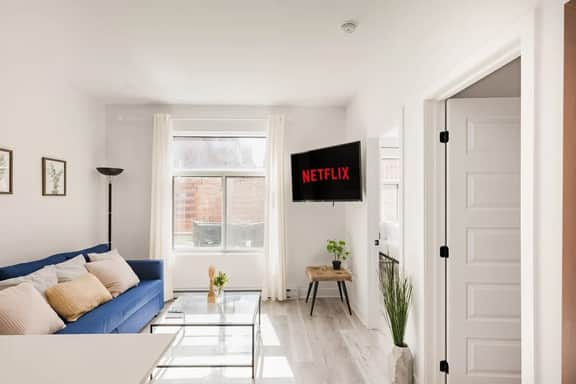 M11 | Le Mile End: 2BR + sofa bed - 3E