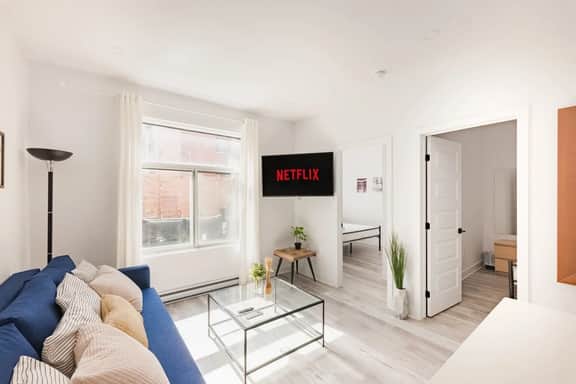 M11 | Le Mile End: 2BR + sofa bed - 3E