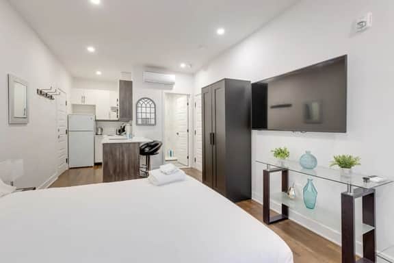 M11 | Le Mile End: Studio - 2B