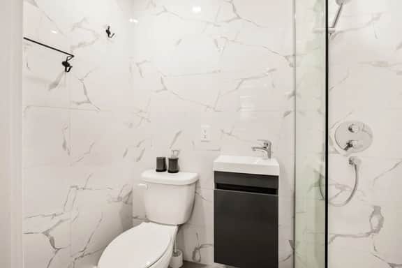 M11 | Le Mile End: Studio - 2C