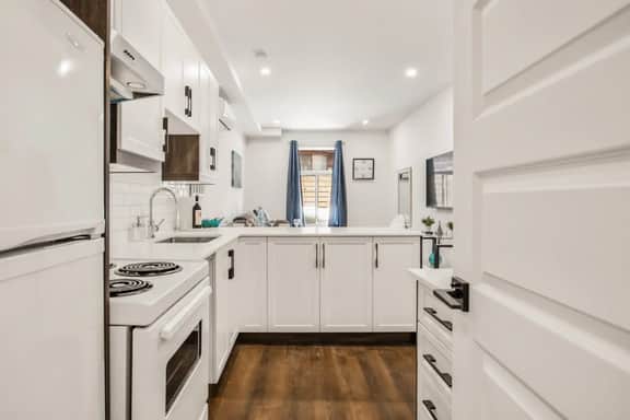 M11 | Le Mile End: Studio - 2C