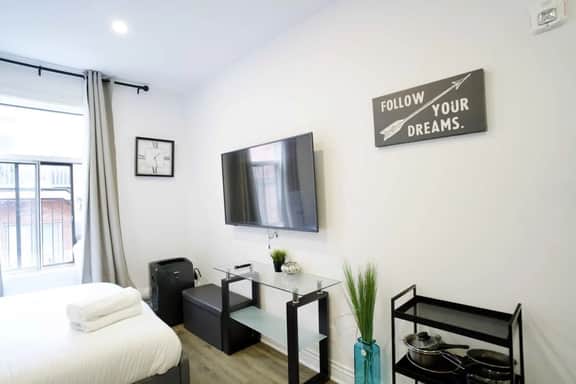 M11 | Le Mile End: Studio - 3C