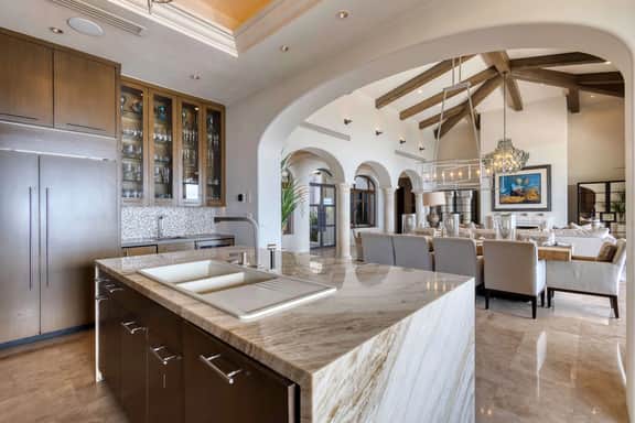 M11 | Luxury 6BR Oceanview Villa w/ Pool