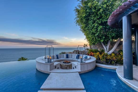 M11 | Luxury 6BR Oceanview Villa w/ Pool
