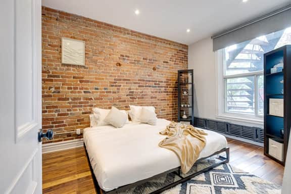 Mile End Luxury Retreat- Large 3BR+office