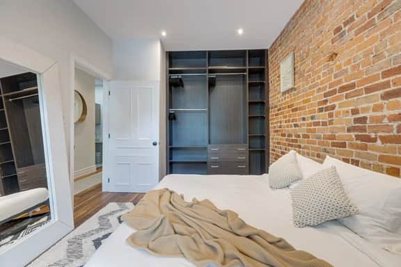 Mile End Luxury Retreat- Large 3BR+office