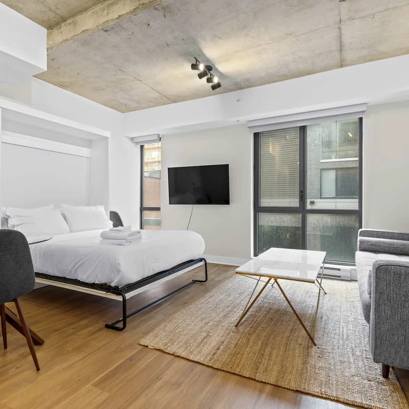 Modern Studio in the Old Port of MTL -2J
